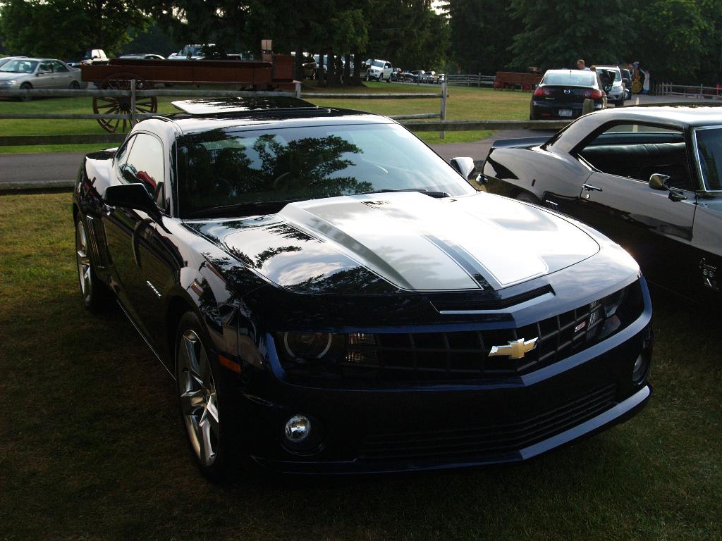 2012 Charcoal Corral Weekly Cruise Night: Image 2
