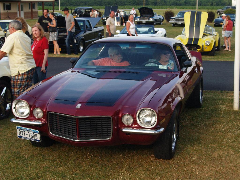 2012 Charcoal Corral Weekly Cruise Night: Image 7