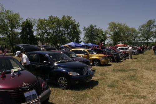 2007 Cruz the falls USA PT Cruiser Show: Image 10