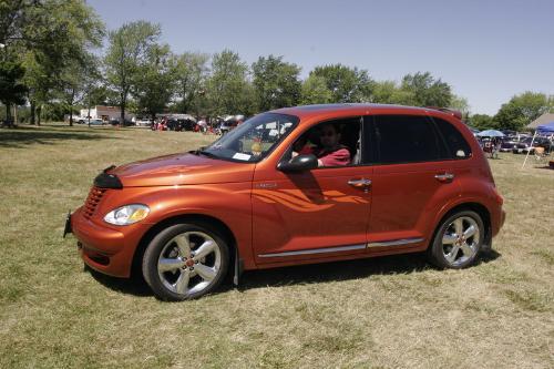 2007 Cruz the falls USA PT Cruiser Show: Image 8