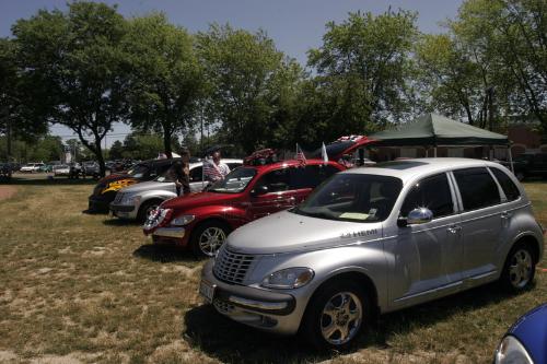 2007 Cruz the falls USA PT Cruiser Show: Image 9