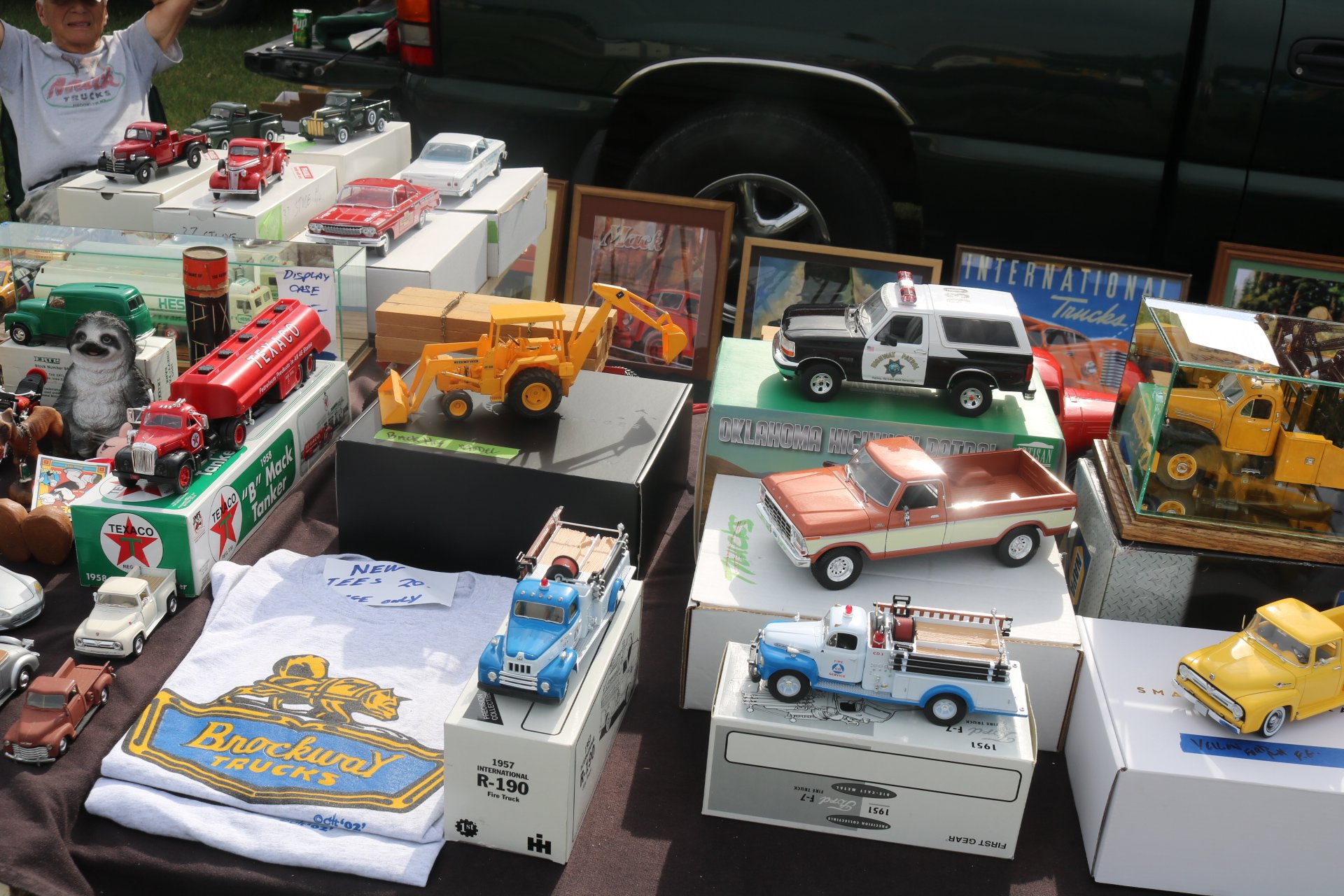 Empire State Antique Historical Truck Association Show: Image 5