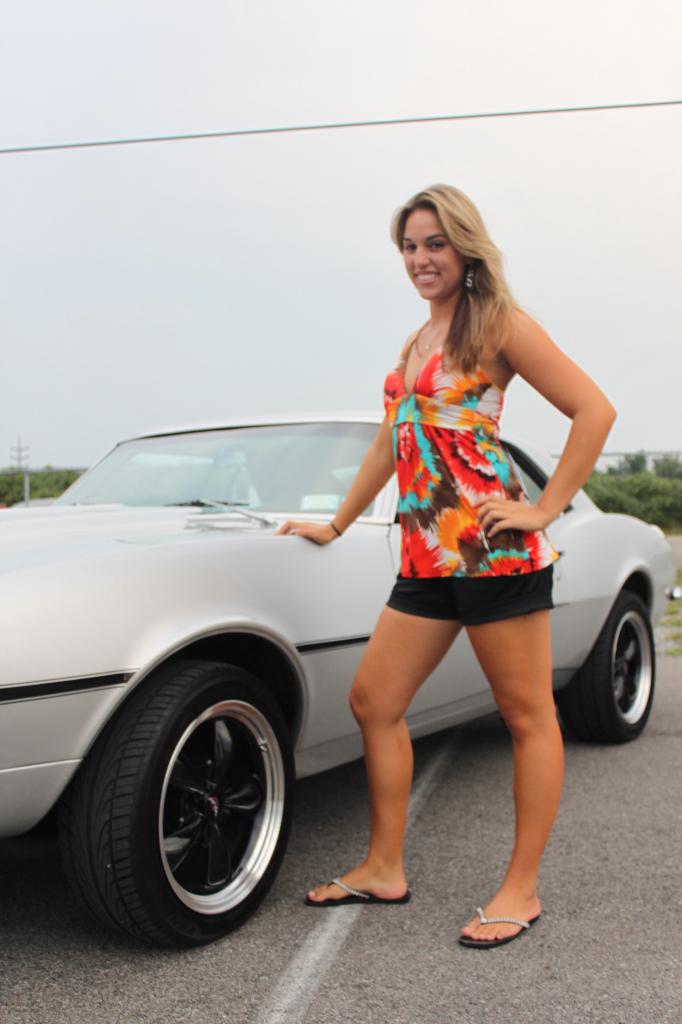 2010 Girls of Shredd & Ragan Cruise Night - Amanda: Image 9