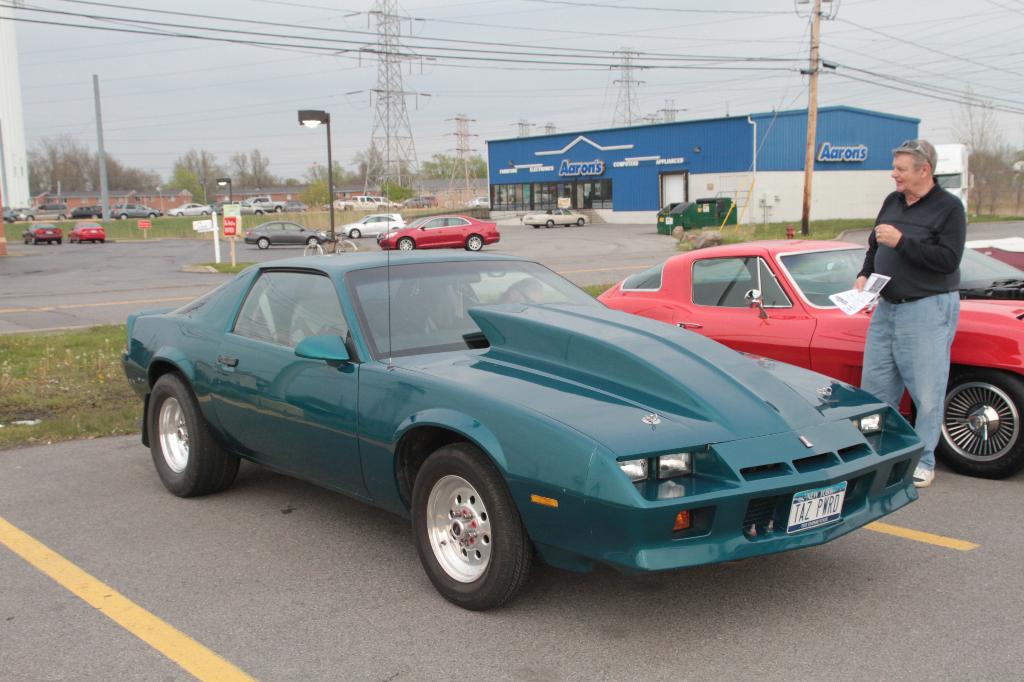 2012 Texas Roadhouse Wednesday Night Cruise